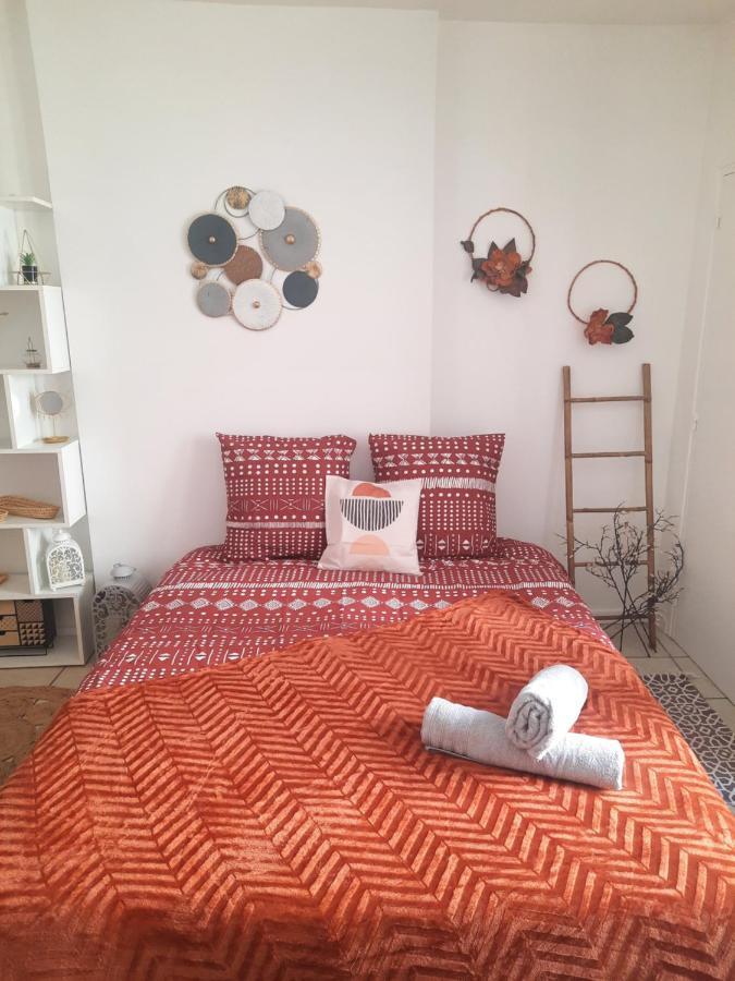 Le Terracotta Apartment Orleans Bagian luar foto